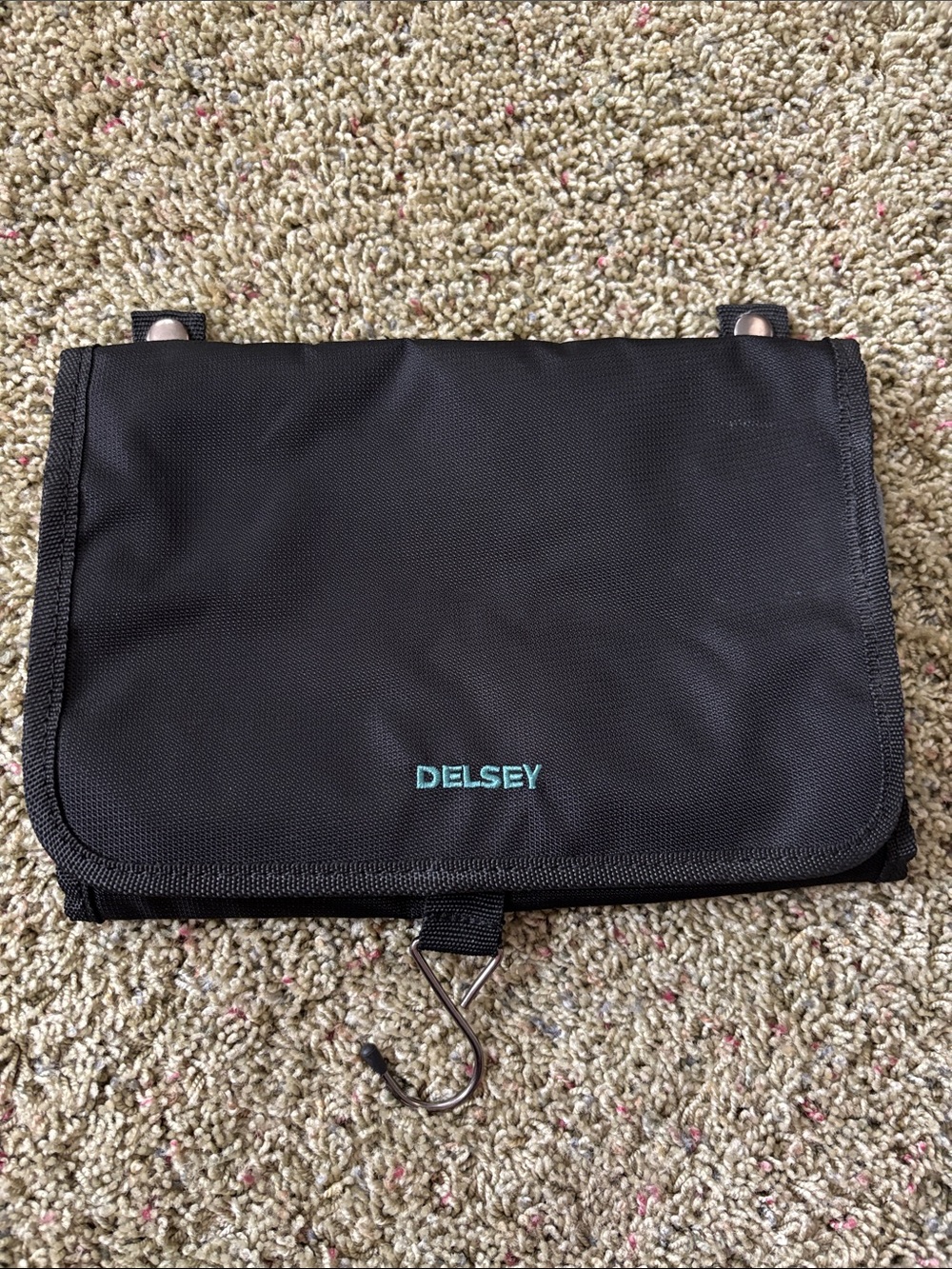 Delsey Paris Black Hanging Travel Toiletry Bag Tri-Fold Organizer Case